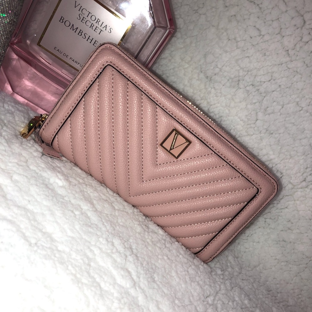 Victoria’s Secret Quilted Wallet Clutch